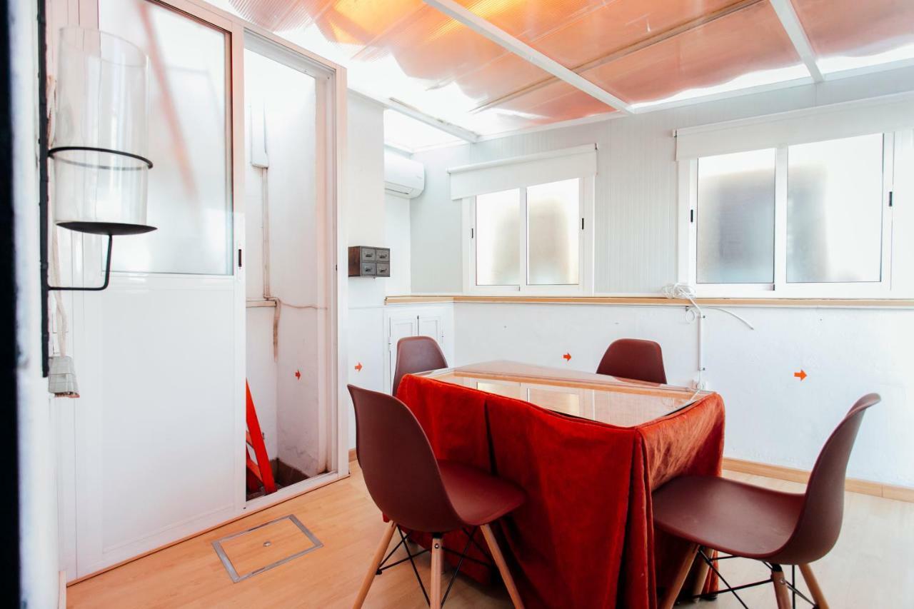 Bright Duplex W/ Terrace Apartment Seville Exterior photo